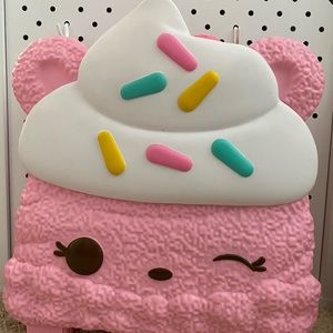 Num Noms lot with confetti cupcake case